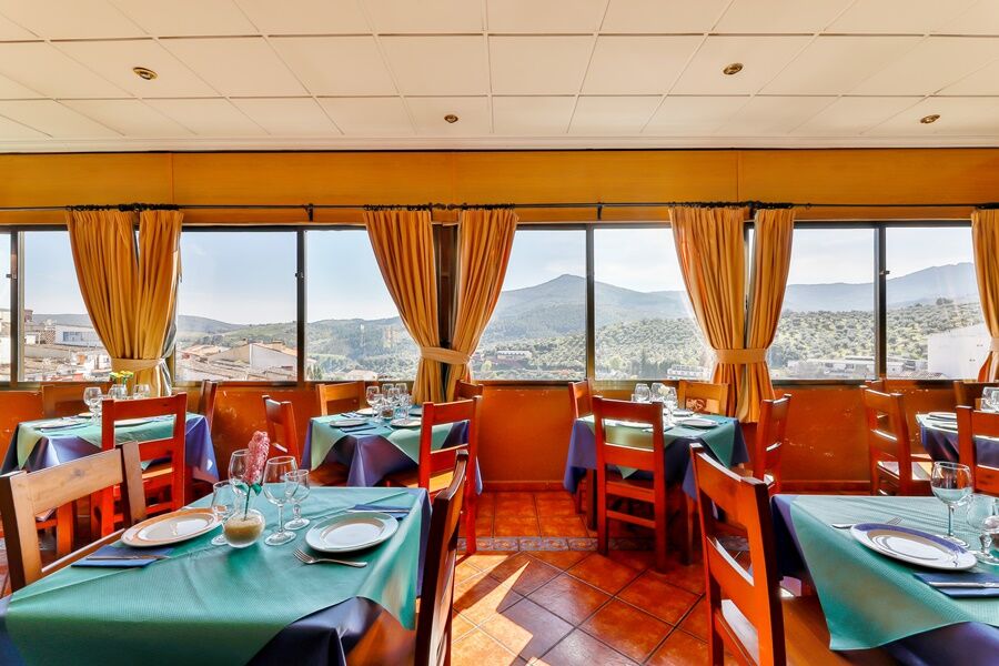 Hostal Alfonso XI Guadalupe  Eksteriør bilde
